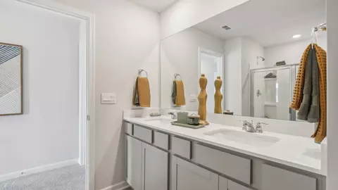 Bath - 4134 Oswin Dr, Murfreesboro, TN 37129 photo 4 of 4