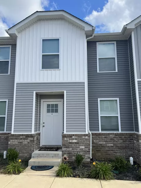 919 Martin St #A2, Clarksville, TN 37040