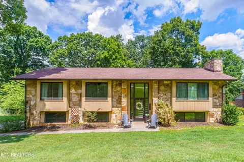 2647 May Ave, Maryville, TN 37804