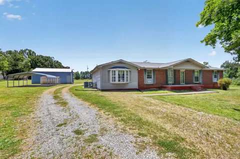1130 Parkers Chapel Rd, Portland, TN 37148