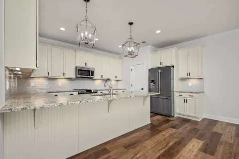 Kitchen - 3532 Magruder Dr, Murfreesboro, TN 37129 photo 2 of 4