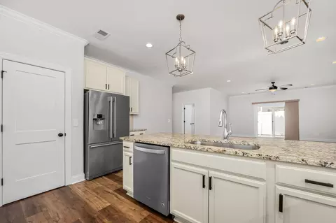 Kitchen - 3532 Magruder Dr, Murfreesboro, TN 37129 photo 4 of 4