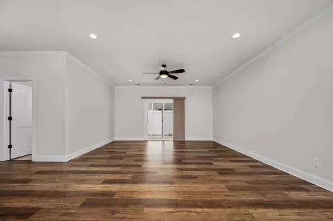 Living - 3532 Magruder Dr, Murfreesboro, TN 37129 photo 2 of 5