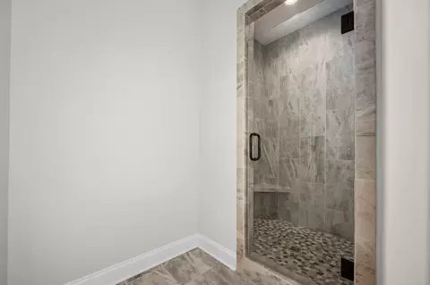 Bath - 3532 Magruder Dr, Murfreesboro, TN 37129 photo 1 of 4