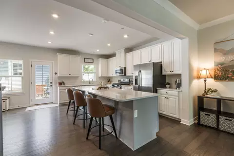 Kitchen - 2037 Oglethorpe Dr, Franklin, TN 37064 photo 3 of 8