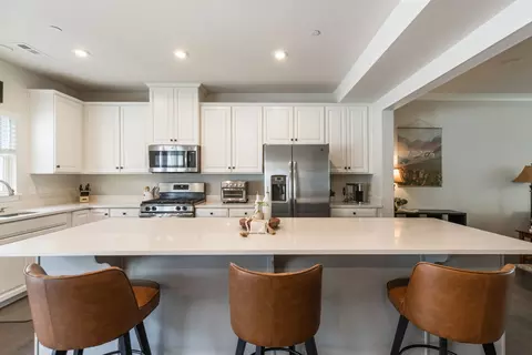 Kitchen - 2037 Oglethorpe Dr, Franklin, TN 37064 photo 2 of 8