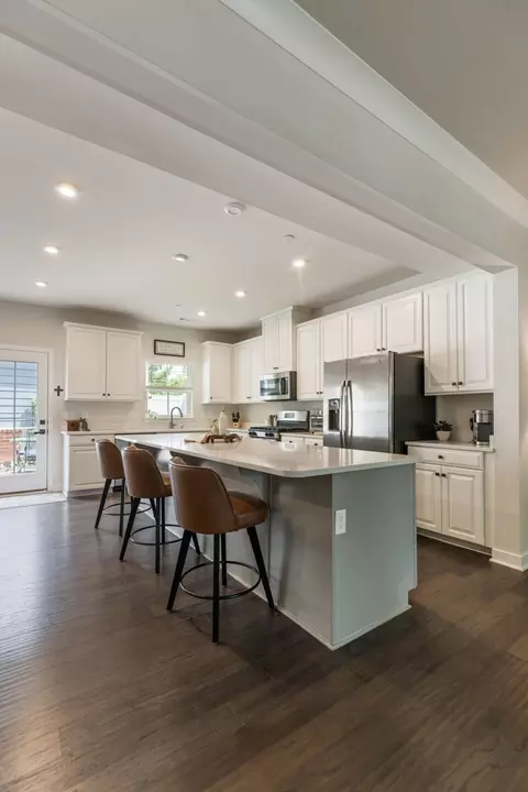 Kitchen - 2037 Oglethorpe Dr, Franklin, TN 37064 photo 4 of 8
