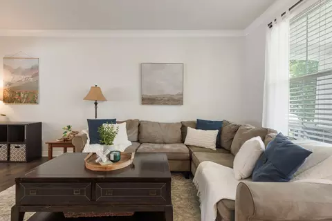 Living - 2037 Oglethorpe Dr, Franklin, TN 37064 photo 1 of 2