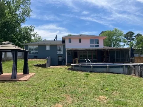 Exterior - 204 Tammy Dr, Decherd, TN 37324 photo 8 of 10