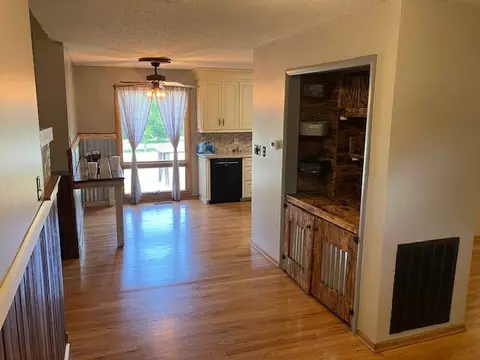 Entry Way - 204 Tammy Dr, Decherd, TN 37324 photo 1 of 4
