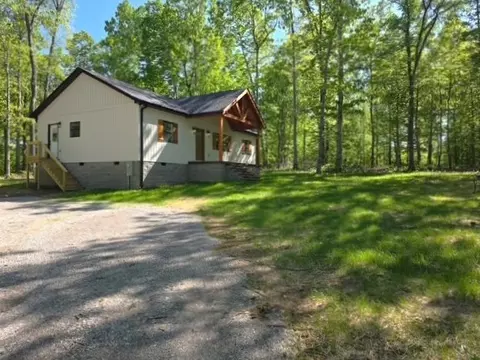 700 Hillcrest Rd, Waverly, TN 37185