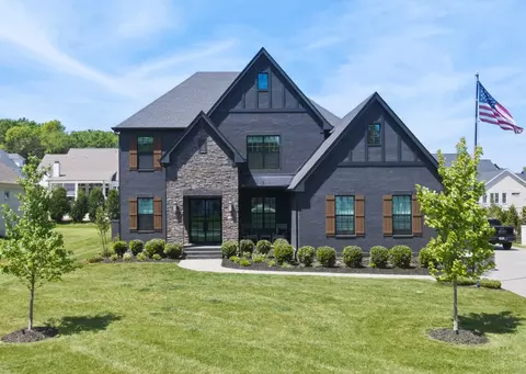 1881 Traditions Cir, Brentwood, TN 37027