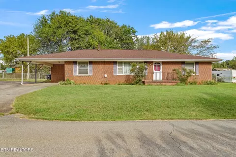 400 Warren St, Athens, TN 37303