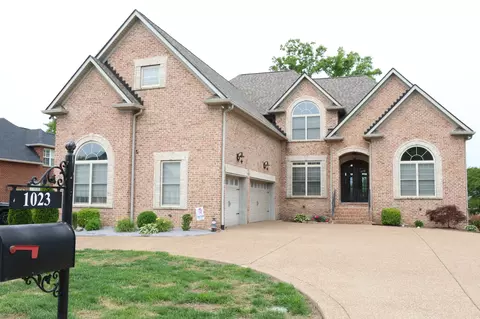 1023 Somerset Downs Blvd, Hendersonville, TN 37075