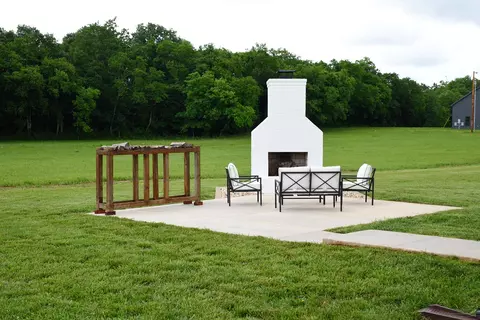 832 Longview Rd, Shelbyville, TN 37160