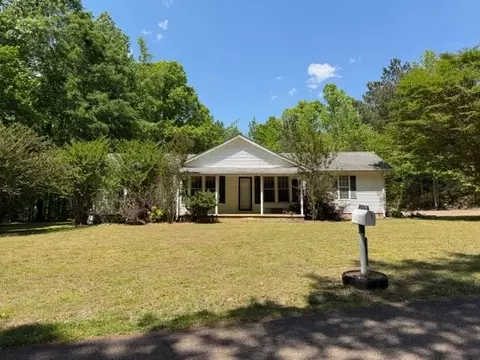 6249 Old Stage Rd, Adamsville, TN 38310