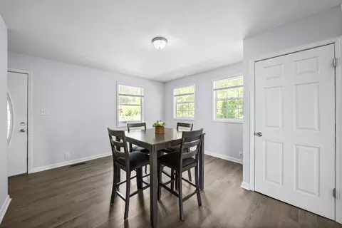 Dining - 171 Eagle Nest Ct, Dover, TN 37058 photo 2 of 2