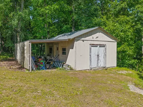 Exterior - 171 Eagle Nest Ct, Dover, TN 37058 photo 7 of 7