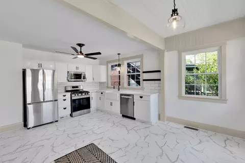 Kitchen - 308 Walnut St, Springfield, TN 37172 photo 2 of 5