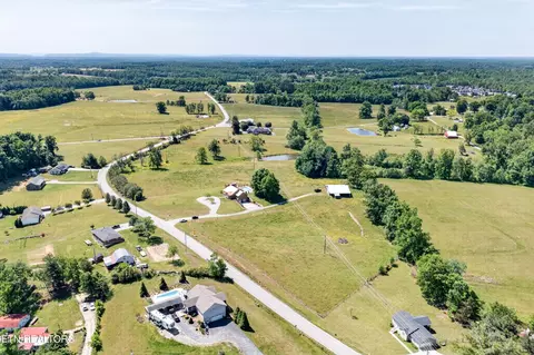 View/Area - 4015 Baxter Rd, Baxter, TN 38544 photo 2 of 5