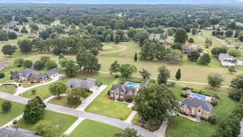 104 Saint Andrews Pl, Tullahoma, TN 37388