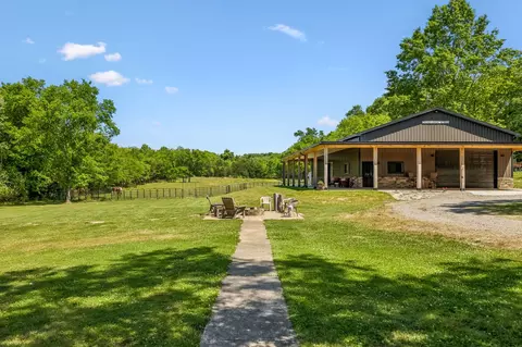 Exterior - 182 Trinity Rd, Franklin, TN 37067 photo 13 of 33