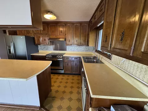Kitchen - 1225 Williams St, Decherd, TN 37324 photo 2 of 6
