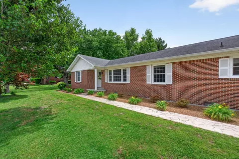 701 Cill St, Smithville, TN 37166