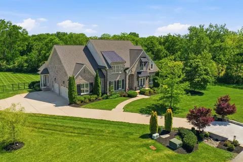 1045 Buena Vista Dr, Franklin, TN 37069