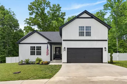 1255 Boulder Pass Rd, Clarksville, TN 37040