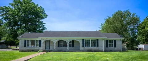 803 Nichols St, Pulaski, TN 38478