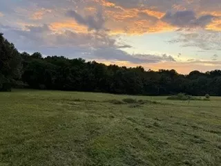 4884 Rock House Rd, Portland, TN 37148