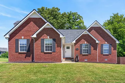 746 Gaine Lynn Dr, Clarksville, TN 37040