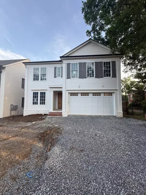1133 Maplehurst Ln, Nashville, TN 37204
