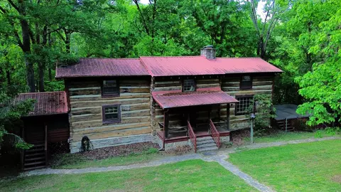 2634 Distillery Rd SW, Greenbrier, TN 37073