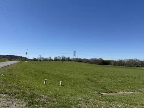 0 Hwy 64 E, Wartrace, TN 37183