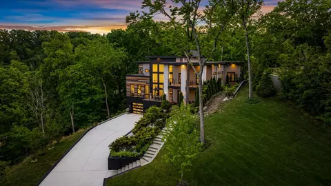 6616 Ellwood Ct, Nashville, TN 37205