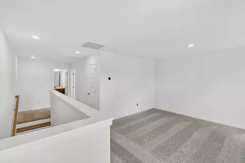 Entry Way - 4900 Kai Dr, Murfreesboro, TN 37129 photo 4 of 9