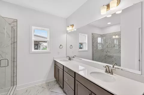 Bath - 4900 Kai Dr, Murfreesboro, TN 37129 photo 1 of 2