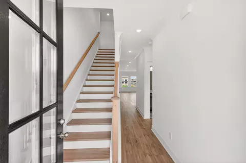 Entry Way - 4900 Kai Dr, Murfreesboro, TN 37129 photo 2 of 9