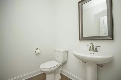 Bath - 4923 Kai Dr, Murfreesboro, TN 37129 photo 4 of 4