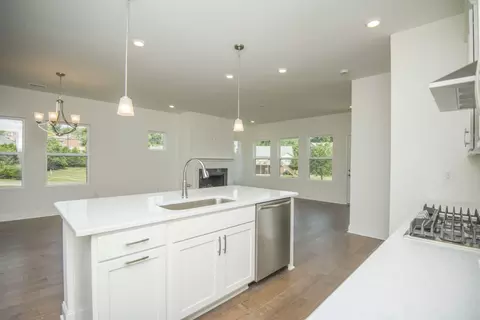 Kitchen - 4923 Kai Dr, Murfreesboro, TN 37129 photo 3 of 5