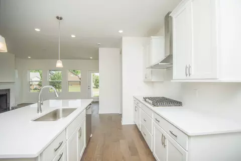 Kitchen - 4923 Kai Dr, Murfreesboro, TN 37129 photo 4 of 5
