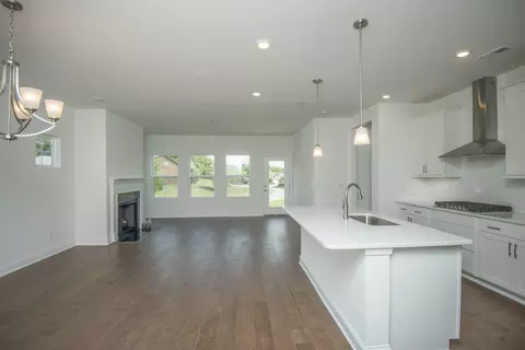 Living - 4923 Kai Dr, Murfreesboro, TN 37129 photo 6 of 6