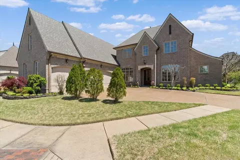 9248 Liggon Green Ln, Germantown, TN 38139