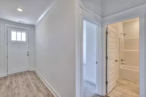 Entry Way - 4933 Kai Dr, Murfreesboro, TN 37129 photo 4 of 7