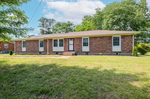119 Gates Dr, Hendersonville, TN 37075