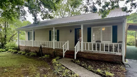 703 Stone Blvd, Tullahoma, TN 37388