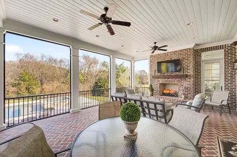 Exterior - 1204 Echo Ln, Franklin, TN 37069 photo 5 of 25