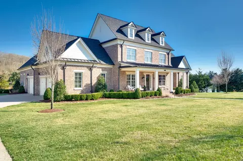 Exterior - 1204 Echo Ln, Franklin, TN 37069 photo 9 of 25